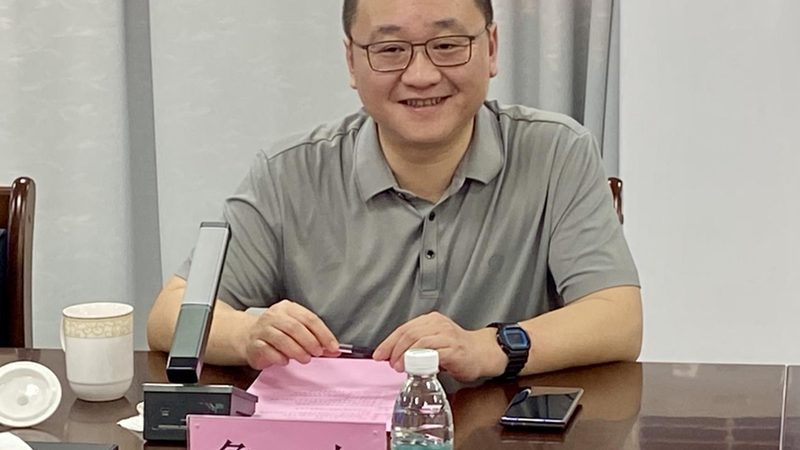 肖特基二极管与普通二极管：性能差异解析**